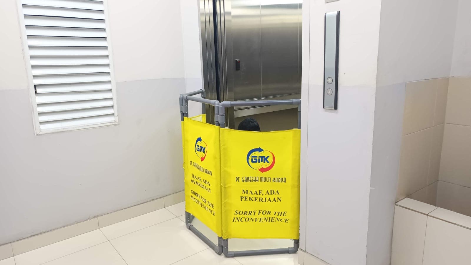 Inspeksi Mekanikal Ruang Mesin Elevator