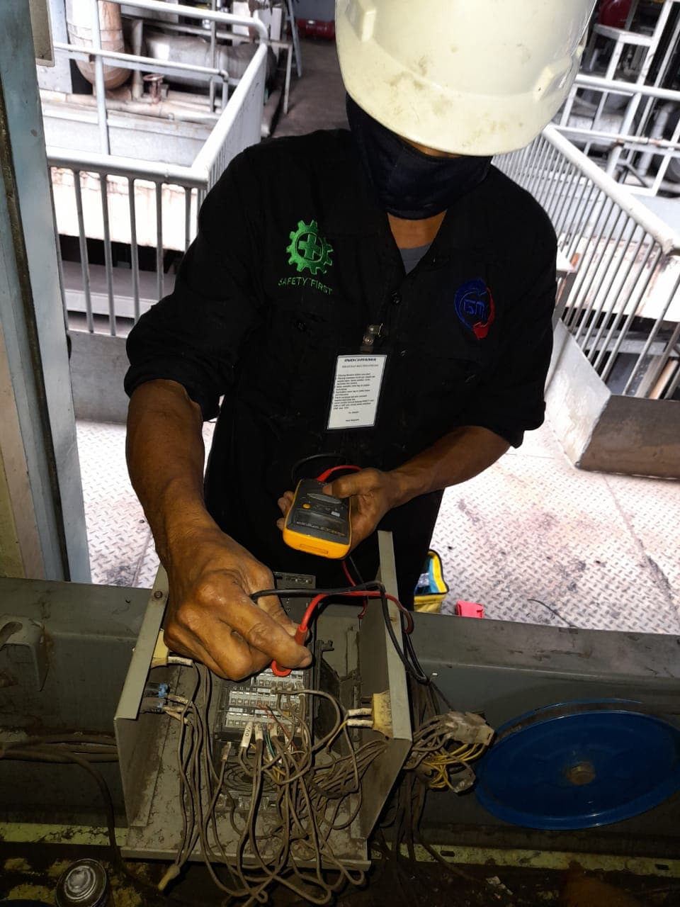 Maintenance Lift Indorama - Pelumasan Gearbox