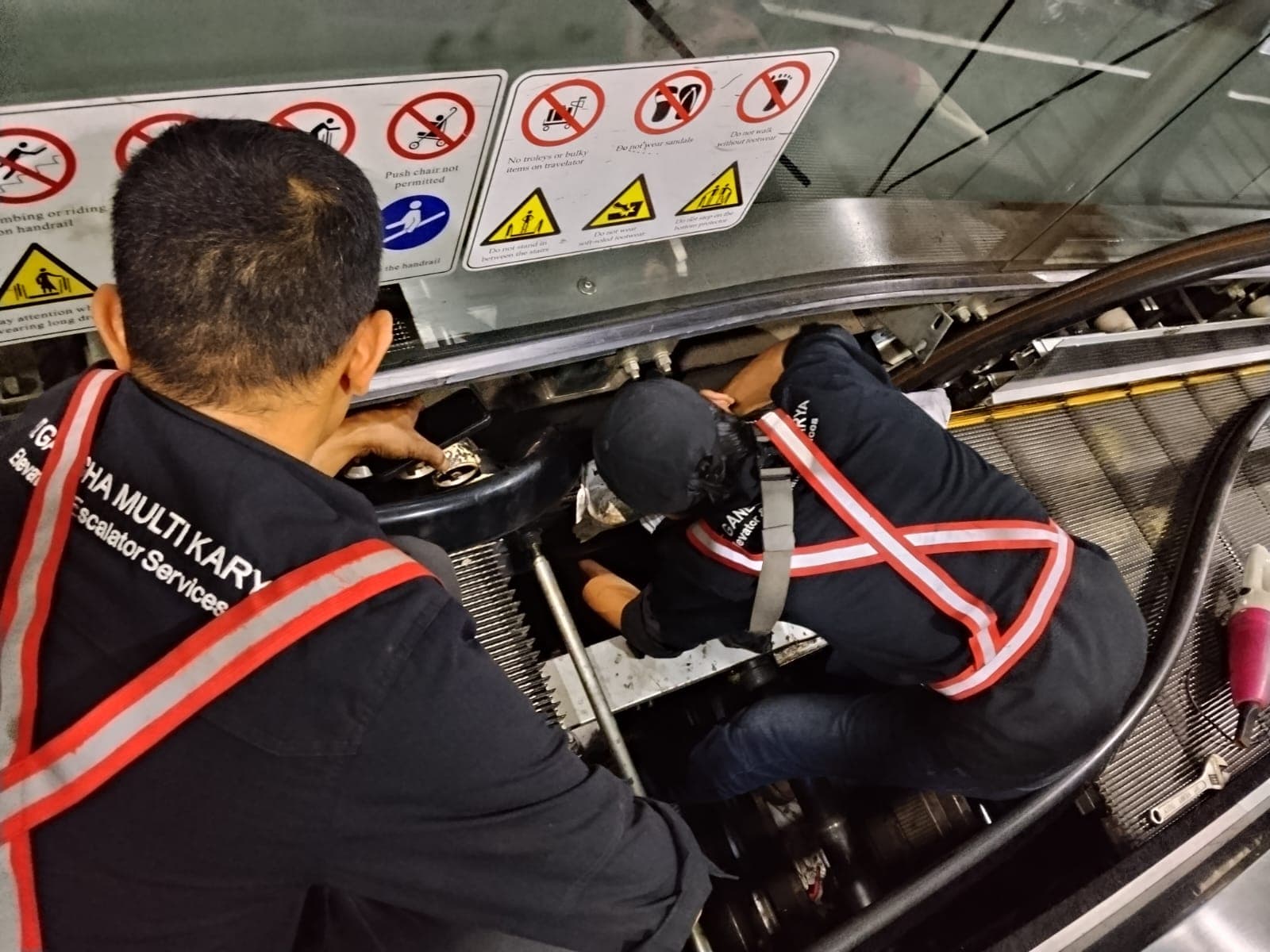 Pemeriksaan Kawat Seling Baja Utama Lift
